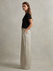 Reiss Black Becca Cotton Blend Ribbed V-Neck Top - Image 3 of 6