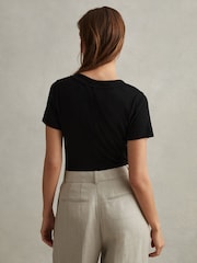 Reiss Black Becca Cotton Blend Ribbed V-Neck Top - Image 4 of 6