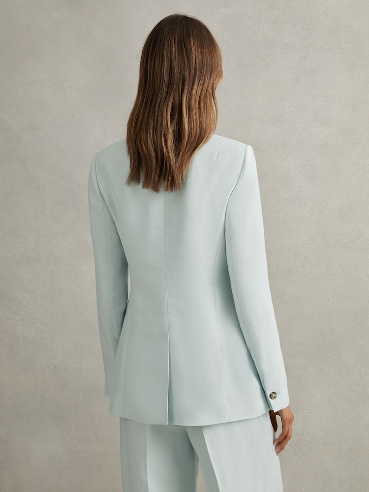 Reiss Blue Lori Petite Viscose-Linen Double Breasted Suit Blazer - Image 5 of 7