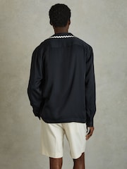 Reiss Navy Fable Viscose Satin Contrast Trim Cuban Collar Shirt - Image 5 of 6