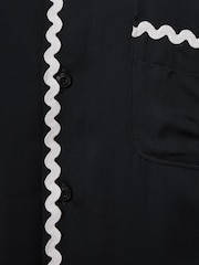 Reiss Navy Fable Viscose Satin Contrast Trim Cuban Collar Shirt - Image 6 of 6