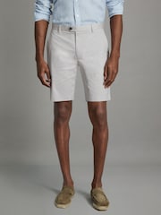 Reiss Ice Grey Wicket Modern Fit Cotton Blend Chino Shorts - Image 1 of 6