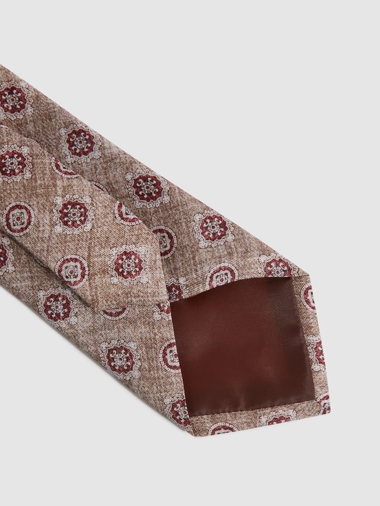 Reiss Oatmeal/Rose Vasari Silk Medallion Print Tie - Image 5 of 5
