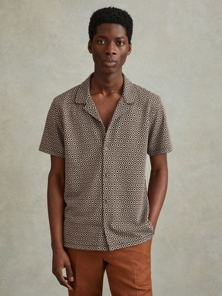 Reiss Multi Grove Jacquard Cuban Collar Shirt - Image 1 of 6