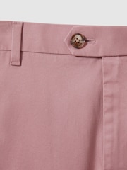 Reiss Dusty Pink Wicket Modern Fit Cotton Blend Chino Shorts - Image 7 of 7