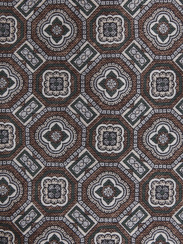 Reiss Tobacco Assisi Silk Medallion Print Tie - Image 5 of 5