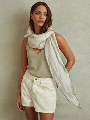 Reiss Ecru Rhombus 100% Linen Contrast Trim Scarf - Image 2 of 4