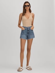 Indigoblau - Good American Denim-Shorts mit Fransensaum - Bild 1 von 4