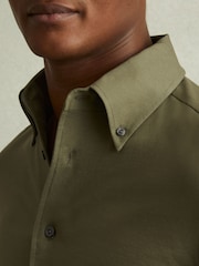 Reiss Khaki Malone Garment Dyed Cotton Pique Oxford Shirt - Image 3 of 5