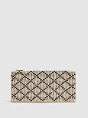 Reiss Etta Clutch mit Holzperlenverzierung - Bild 1 von 5