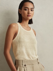 Reiss Cream Catrice Linen Blend Crew Neck Vest - Image 4 of 6