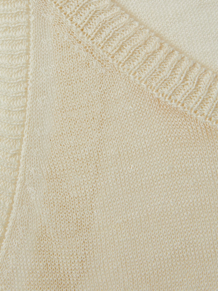 Reiss Cream Catrice Linen Blend Crew Neck Vest - Image 6 of 6