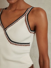Reiss White/Camel Kiki Knitted Crochet Trim Vest - Image 4 of 6