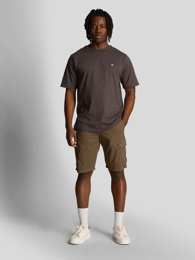 Lyle & Scott Green 100% Cotton Wembley Cargo Shorts - Image 1 of 4