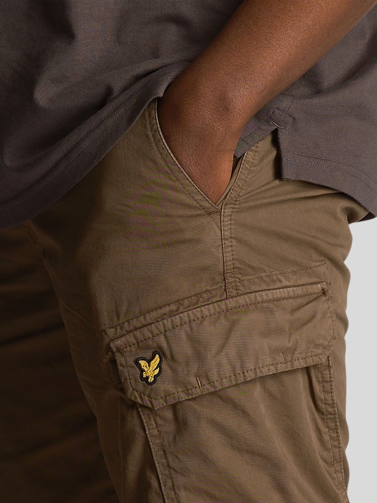 Lyle & Scott Green 100% Cotton Wembley Cargo Shorts - Image 4 of 4