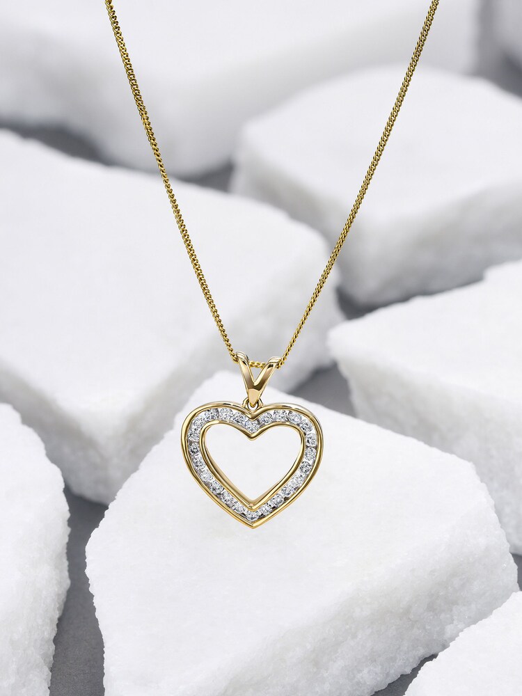 The Diamond Store Gold 0.5ct Lab Diamond Heart Pendant - Image 2 of 6 The Diamond Store Gold 0.5ct Lab Diamond Heart Pendant - Image 2 of 6