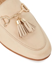 Dune London Cream Standard Fit Flexible Sole Graysons Tassel Leather Loafers - Image 7 of 7
