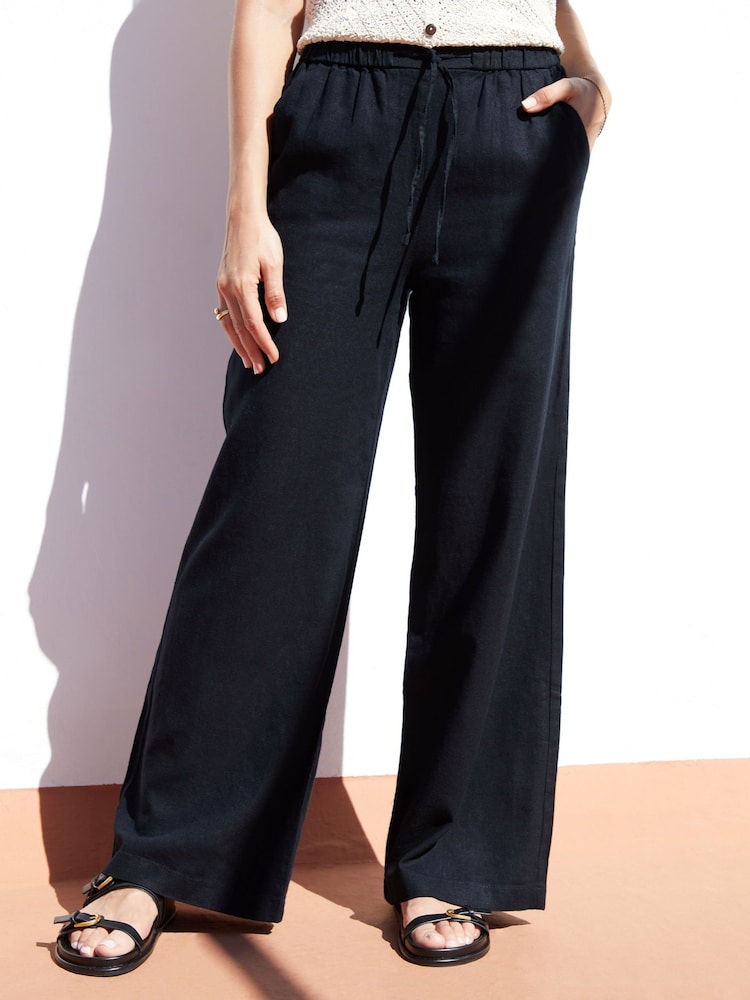 Schwarz - Threadbare Hose aus Leinenmischung mit weitem Bein - Bild 1 von 4 Schwarz - Threadbare Hose aus Leinenmischung mit weitem Bein - Bild 1 von 4