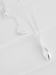 Silver Tone Teardrop Necklace - Image 3 of 4