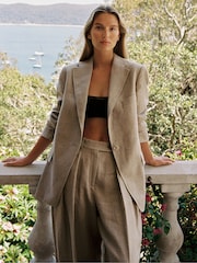 Reiss Natural Cassie Linen Single Breasted Suit Blazer - Image 10 of 11