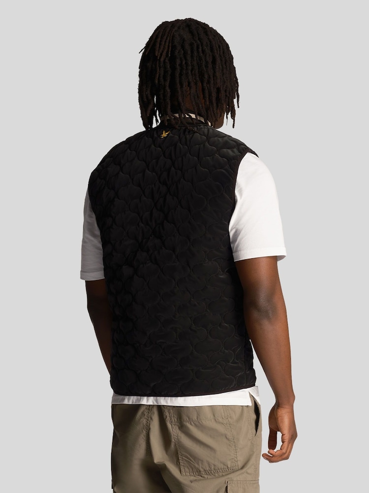 Lyle & Scott Black Quilted Gilet - Image 2 of 5