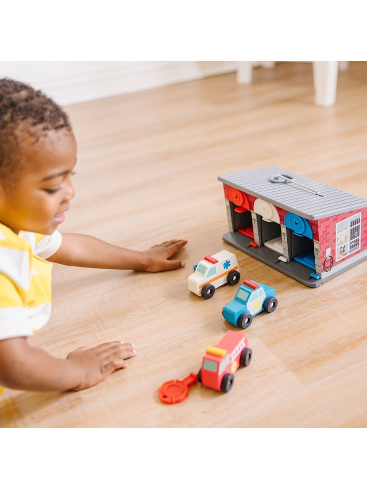 Melissa & Doug Natural Keys & Cars Rescue Garage - Image 2 of 9
