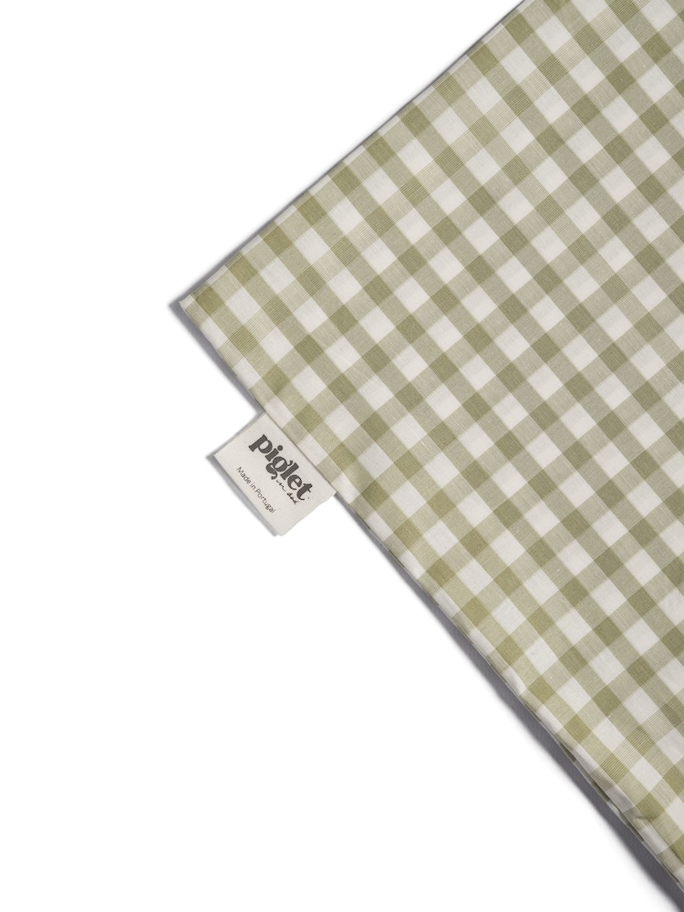Piglet in Bed Pear Kids Gingham 100% Cotton Bedding Set - Image 5 of 5