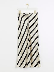 River Island юбка в полоску с завязкой на талии - Image 6 of 7