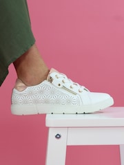 Lunar Williams White Trainers - Image 1 of 5