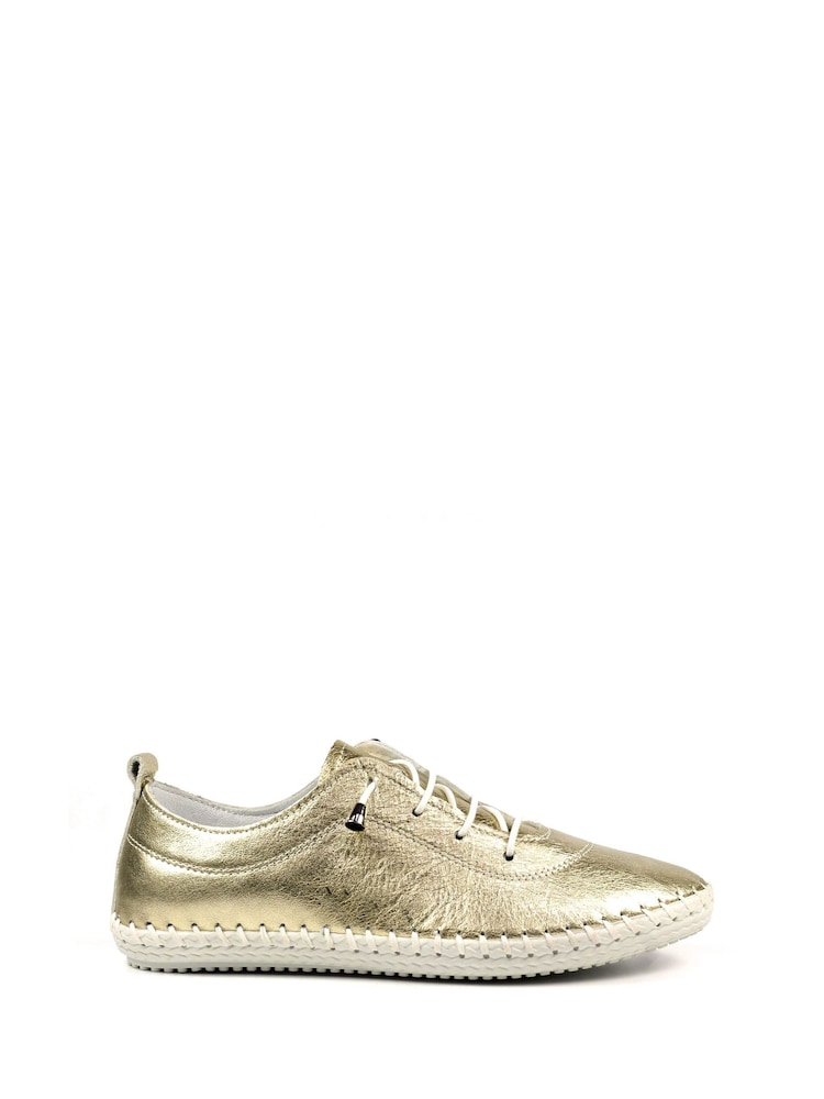 zlata (barva); zlato - Lunar St. Ives Plimsoll, čevlji - Slika 2 iz 8 zlata (barva); zlato - Lunar St. Ives Plimsoll, čevlji - Slika 2 iz 8