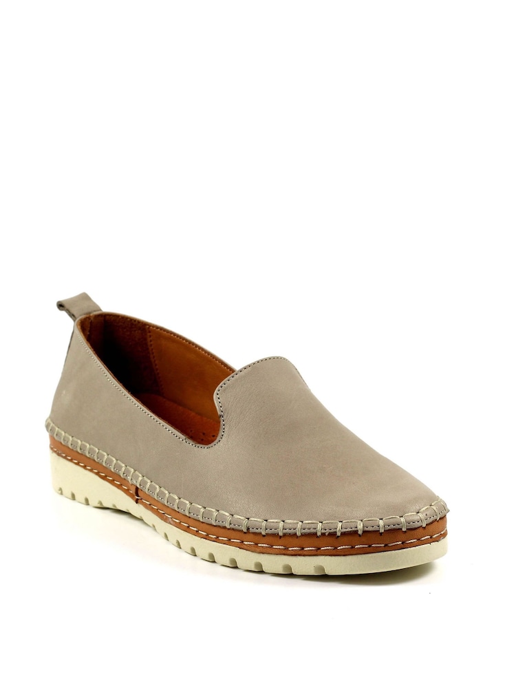 بني - Lunar Kenley Leather Shoes - صورة 2 من 6