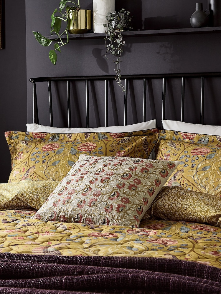 Morris & Co. Gold 100% Cotton Seasons By May Duvet Cover Set - Image 2 of 4
