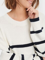 Saint Tropez Terna Relaxed Fit Crew Neck Pullover White Jumper - Image 4 of 6