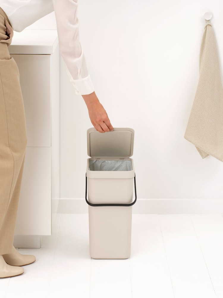 Brabantia Soft Beige Sort & Go Bin - Image 6 of 6 Brabantia Soft Beige Sort & Go Bin - Image 6 of 6