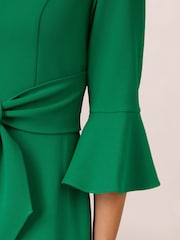 Adrianna Papell Green Bell Sleeve Tie Front Dress - Imagem 5 de 7