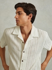 Reiss Ecru Paradise Cotton Crochet Cuban Collar Shirt - Image 3 of 5