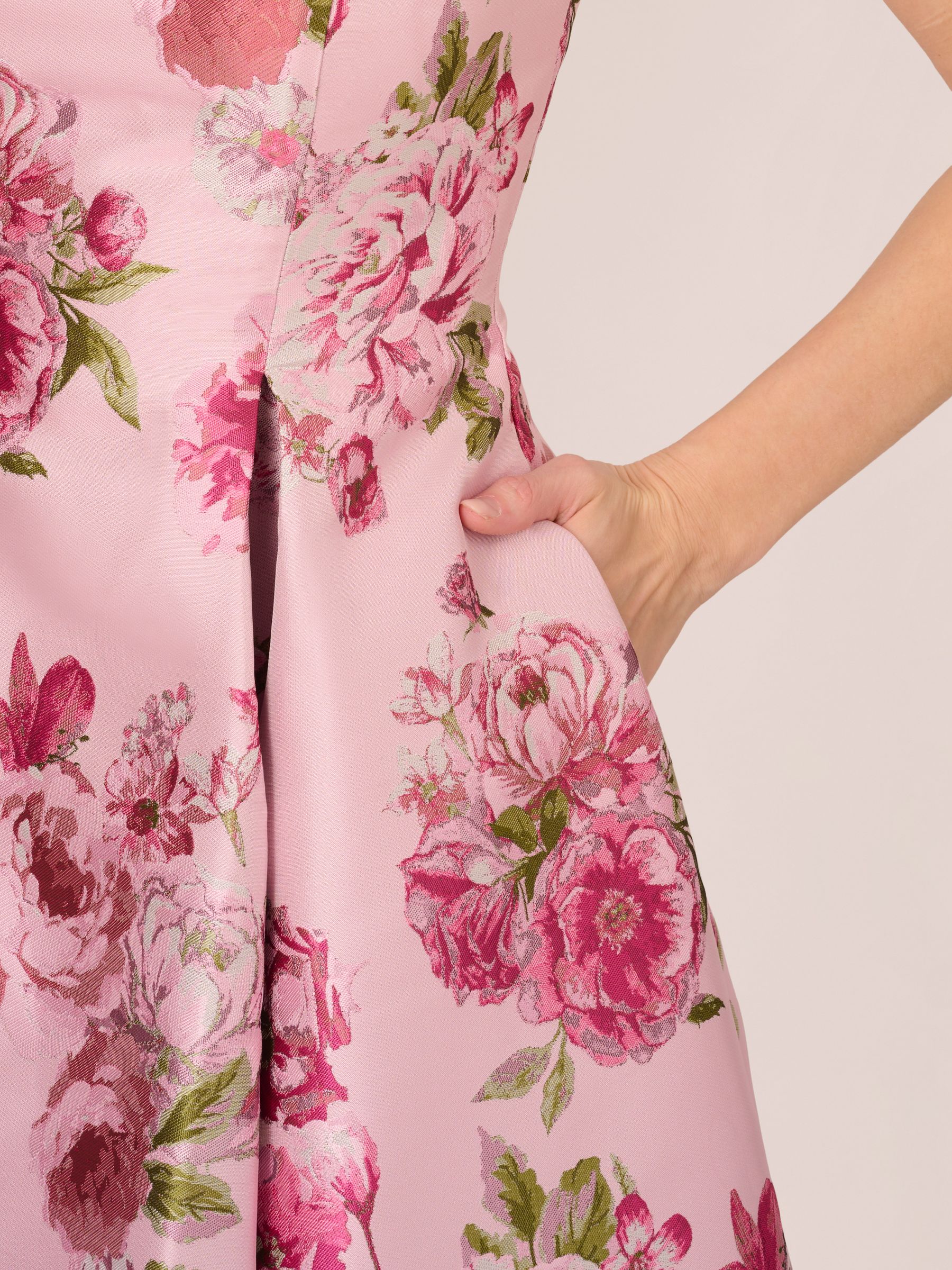 【海外限定】AdriannaPapell ドレス☆Adrianna By Pink Printed Buy Adrianna Papell Pink Jacquard Flared Dress from Next