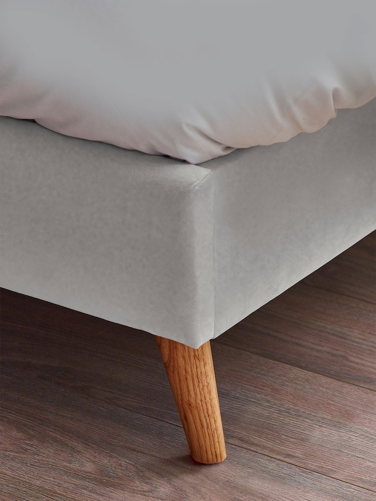 Soft Velvet Light Grey Kids Matson Standard Upholstered Bed - Image 4 of 8