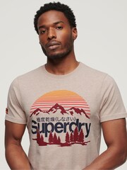 Nude - Superdry Great Outdoors Grafik-T-Shirt - Bild 4 von 5