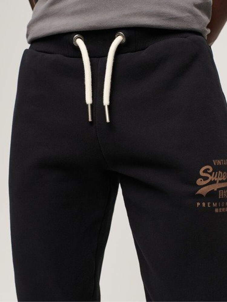 Noir - Jogging Superdry Classic Vintage Heritage à logo - Image 4 of 6