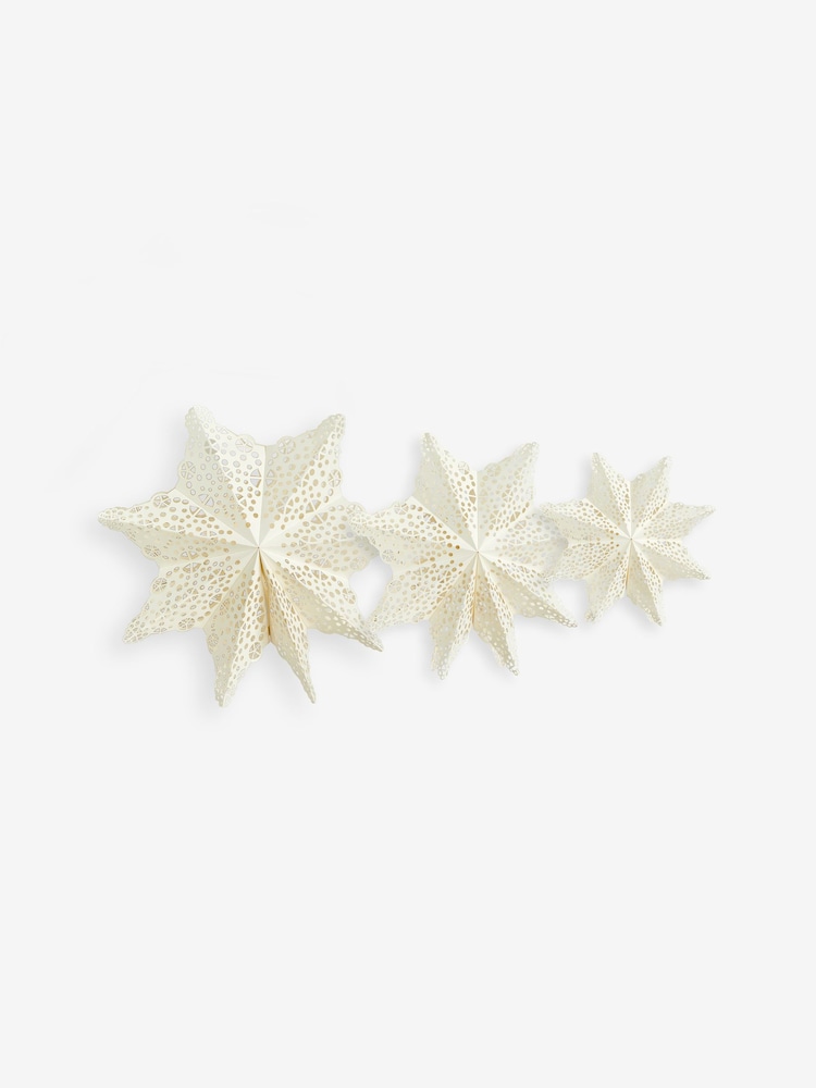 Set of 3 White Snowflake Paper Decorations - Image 4 of 4 Set of 3 White Snowflake Paper Decorations - Image 4 of 4