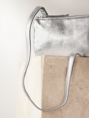 Silber - Small Leather Zip Cross-Body Bag - Bild 8 von 9