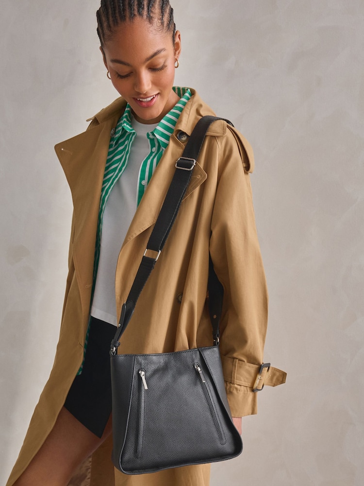 Black Leather Front Zip Messenger Bag - Image 2 of 9