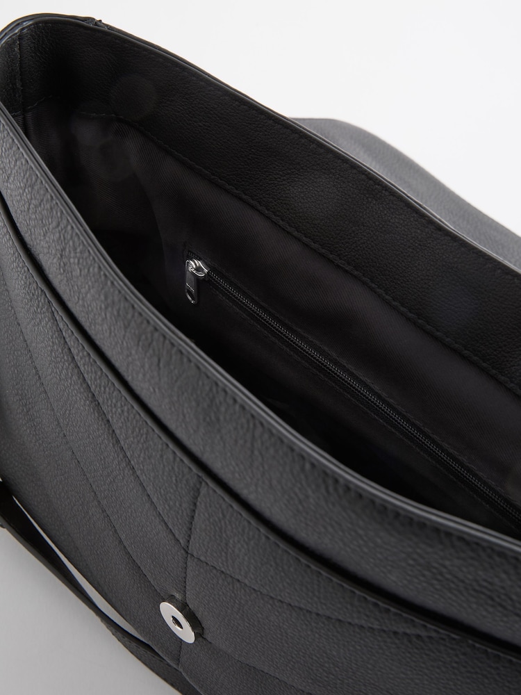 Black Leather Quilted Shoulder Bag - Image 9 of 9