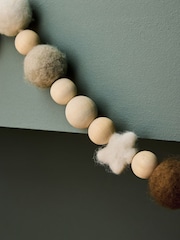 Natural Scandi Beaded Christmas Garland - Image 2 of 3