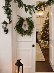 Green Luxe Faux Fur Christmas Wreath 55cm - Image 3 of 5