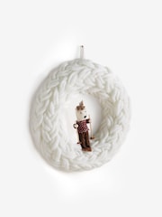 White Knitted Novelty Christmas Wreath - Image 3 of 4