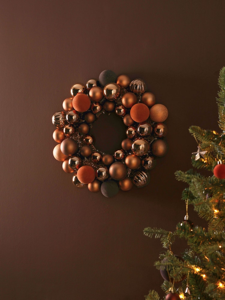 Copper Lit Bauble Christmas Wreath - Image 2 of 6