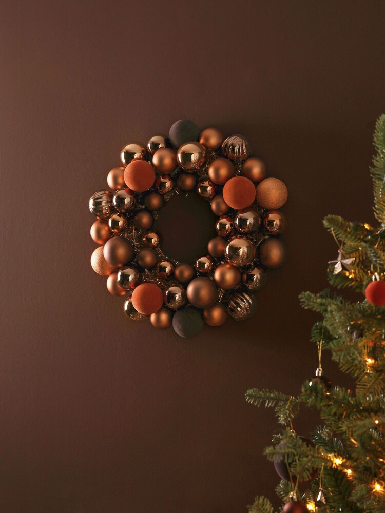Copper Lit Bauble Christmas Wreath - Image 2 of 6 Copper Lit Bauble Christmas Wreath - Image 2 of 6