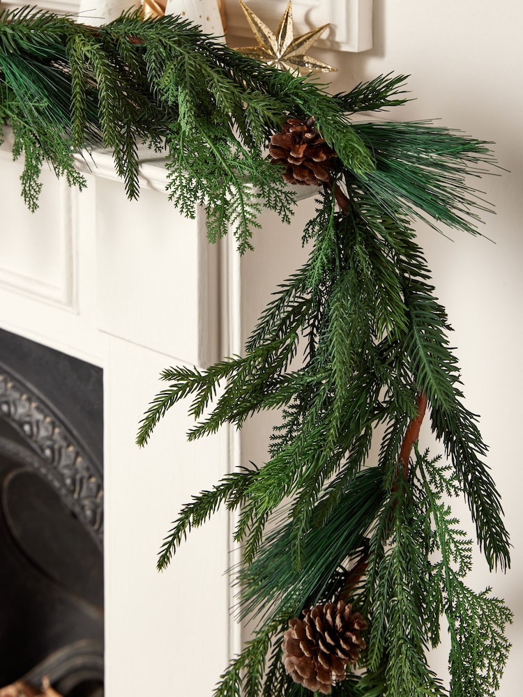 Green Luxe Christmas Garland - Image 2 of 5